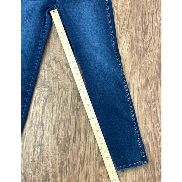 KUT from the Kloth “Diana” Jeans - Picture 11 of 11